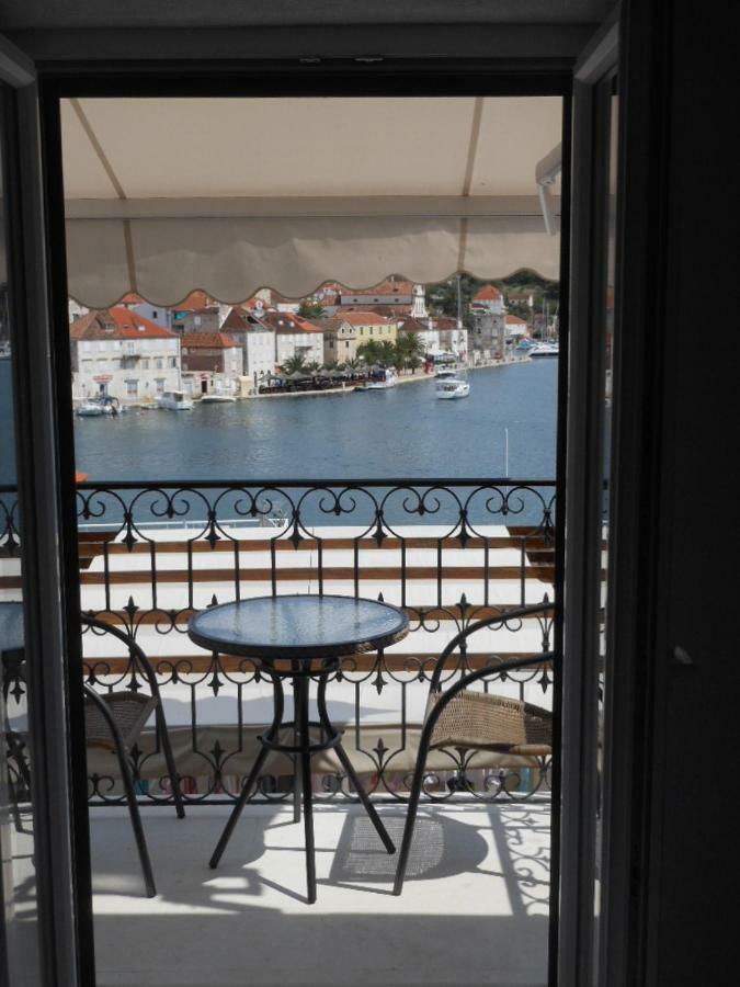 Villa Anna Milna  Εξωτερικό φωτογραφία